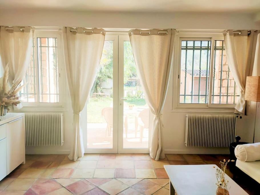 Un Brin De Paille Vila Cagnes-sur-Mer Quarto foto